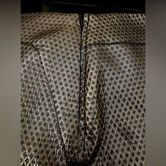 Max Studio Vintage Gold Pattern Mini Skirt, Size 4 - Picture 3 of 6